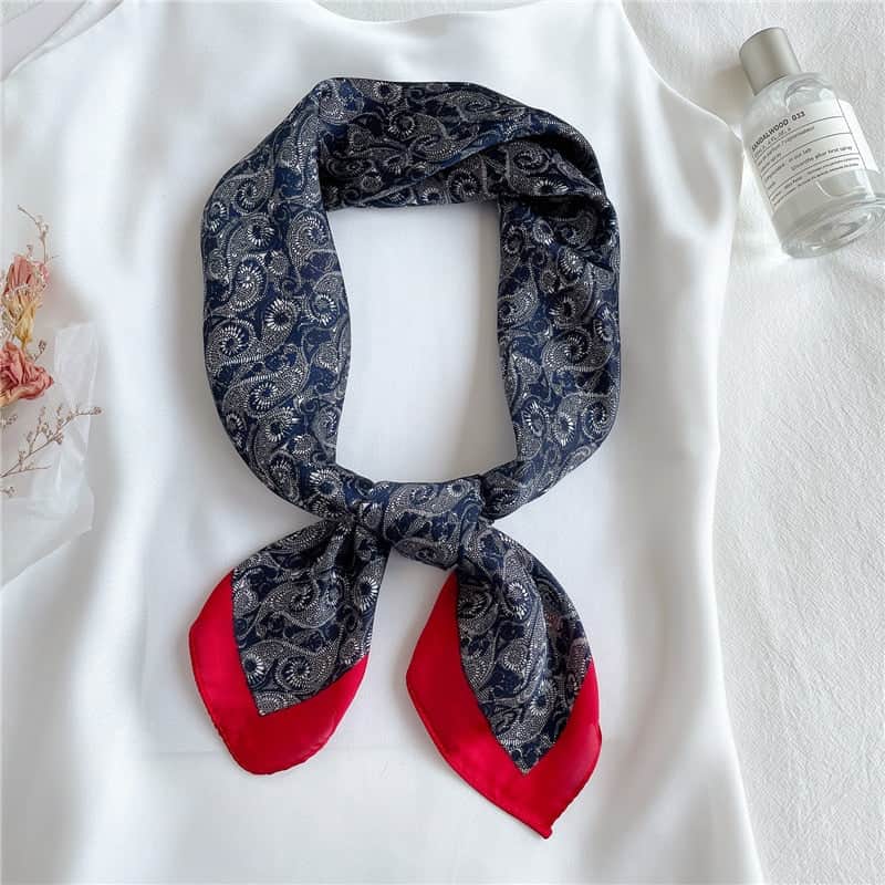 Héra Silver Navy Blue Square Patterned Scarf For Women Hair