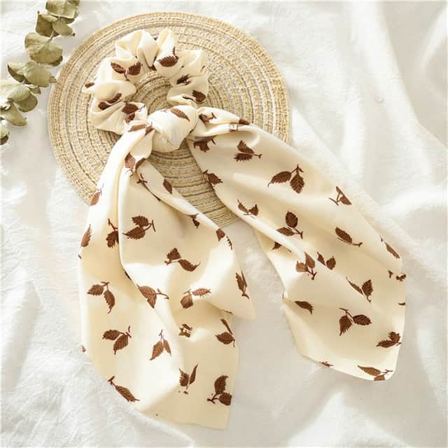 Chouchou Scarf White Leaves