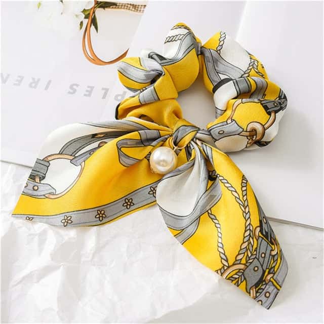 Chouchou Short Scarf Yellow Belts
