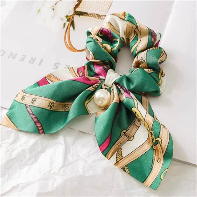 Chouchou Short Scarf Equestrian Style