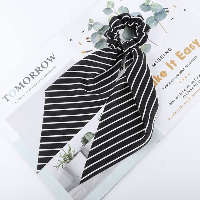 Chouchou Black Striped Scarf