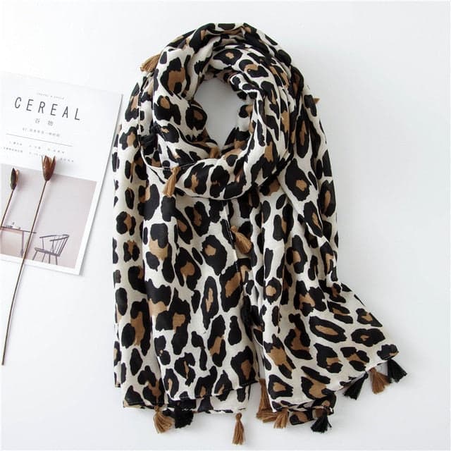 Ingeborg Scarf Woman Leopard Neck Scarf